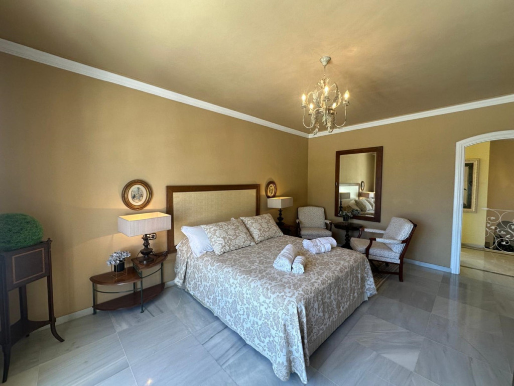 Detached Villa — Marbella