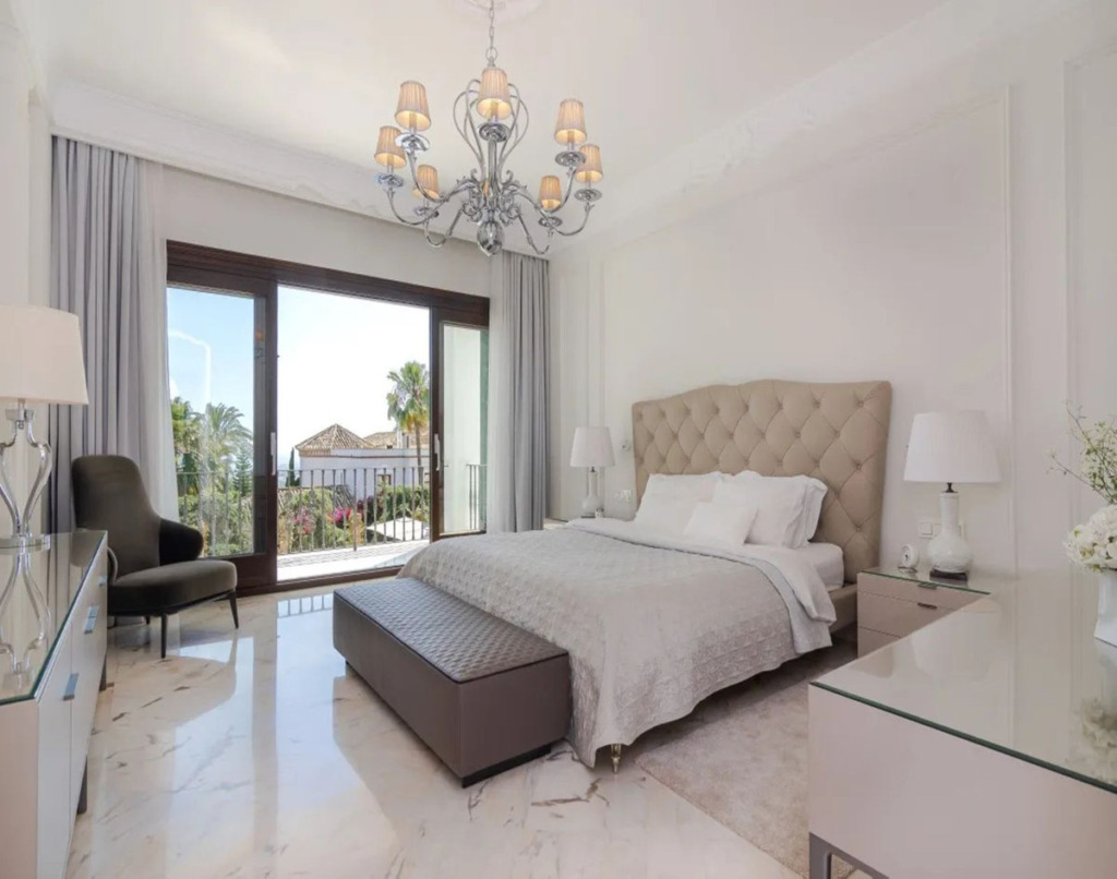 Villa – Chalet — Sierra Blanca