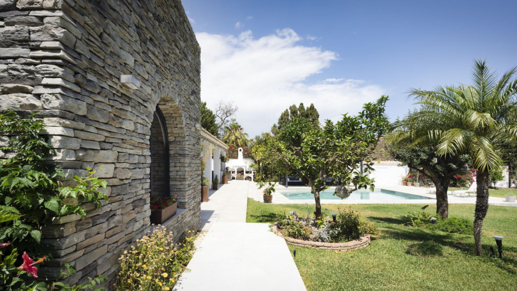 Villa – Chalet — Cortijo Blanco