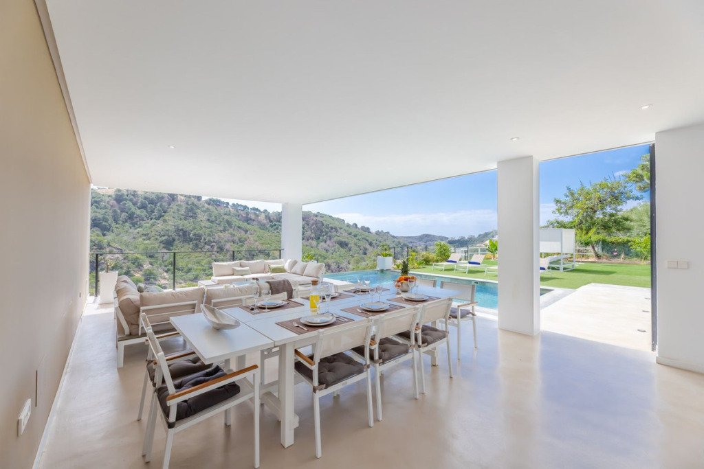 Detached Villa — Benahavís