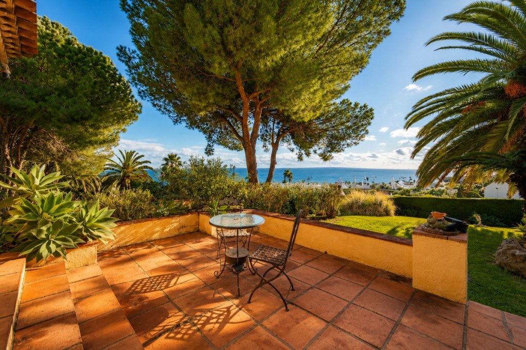 Вилла/Шале — Estepona