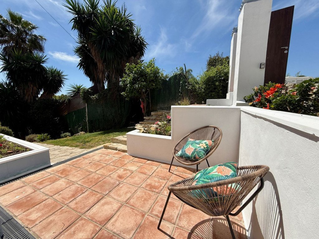 Detached Villa — Guadalmina Alta