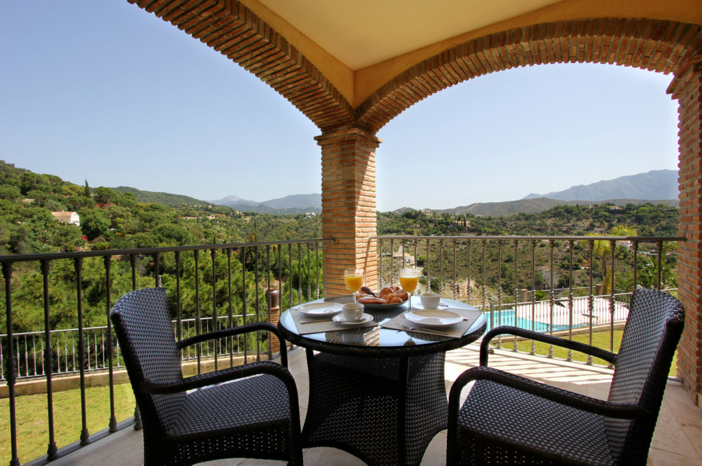Villa – Chalet — El Madroñal