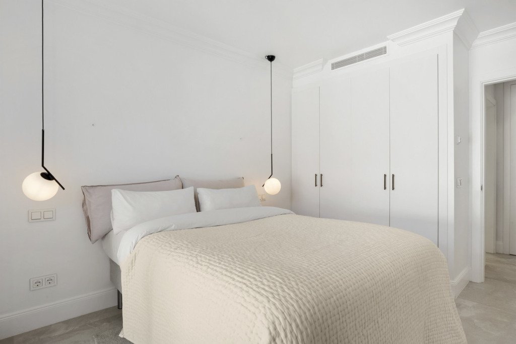 Villa – Chalet — Nueva Andalucía