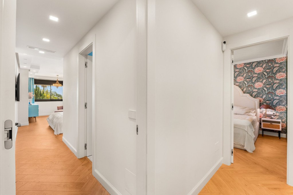 Middle Floor Apartment — The Golden Mile