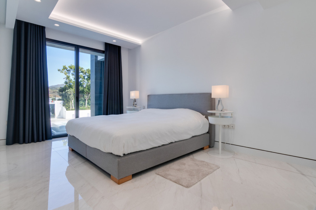 Apartamento Planta Media — Estepona