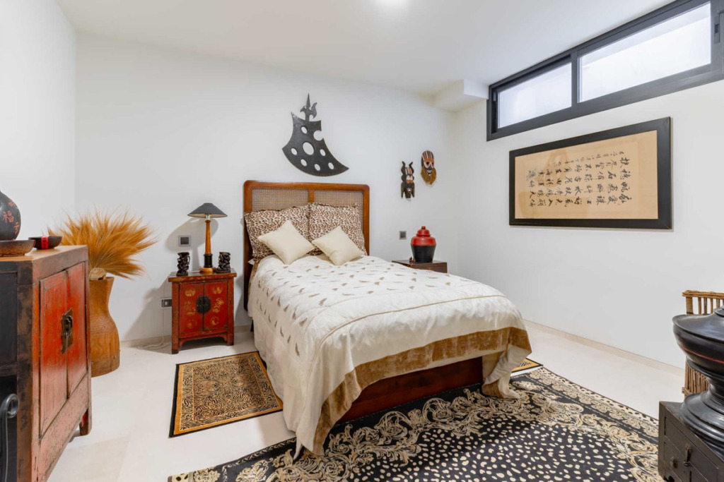 Villa – Chalet — Nueva Andalucía
