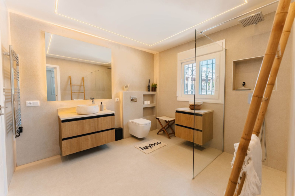 Detached Villa — Costabella