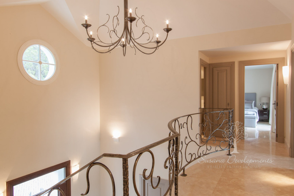 Detached Villa — Benahavís