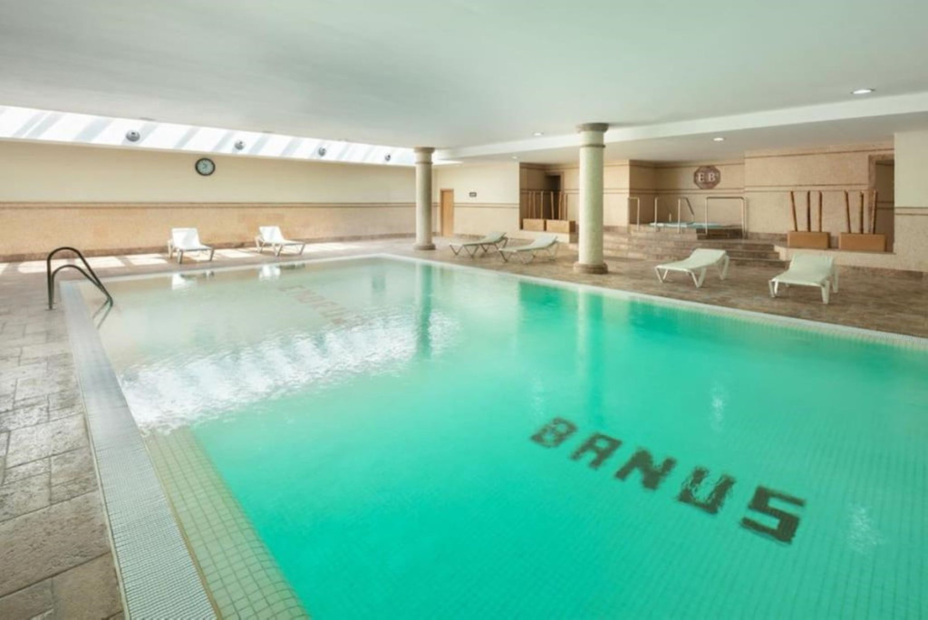 Апартамент средний этаж — Puerto Banús