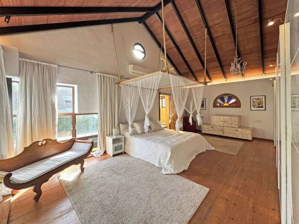 Villa – Chalet — Nueva Andalucía