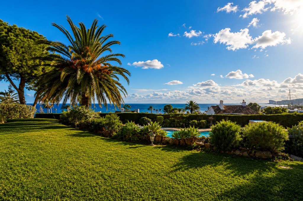 Вилла/Шале — Estepona