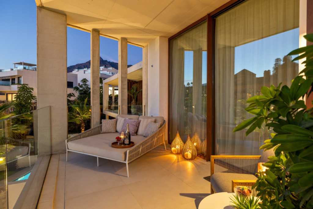 Villa – Chalet — The Golden Mile