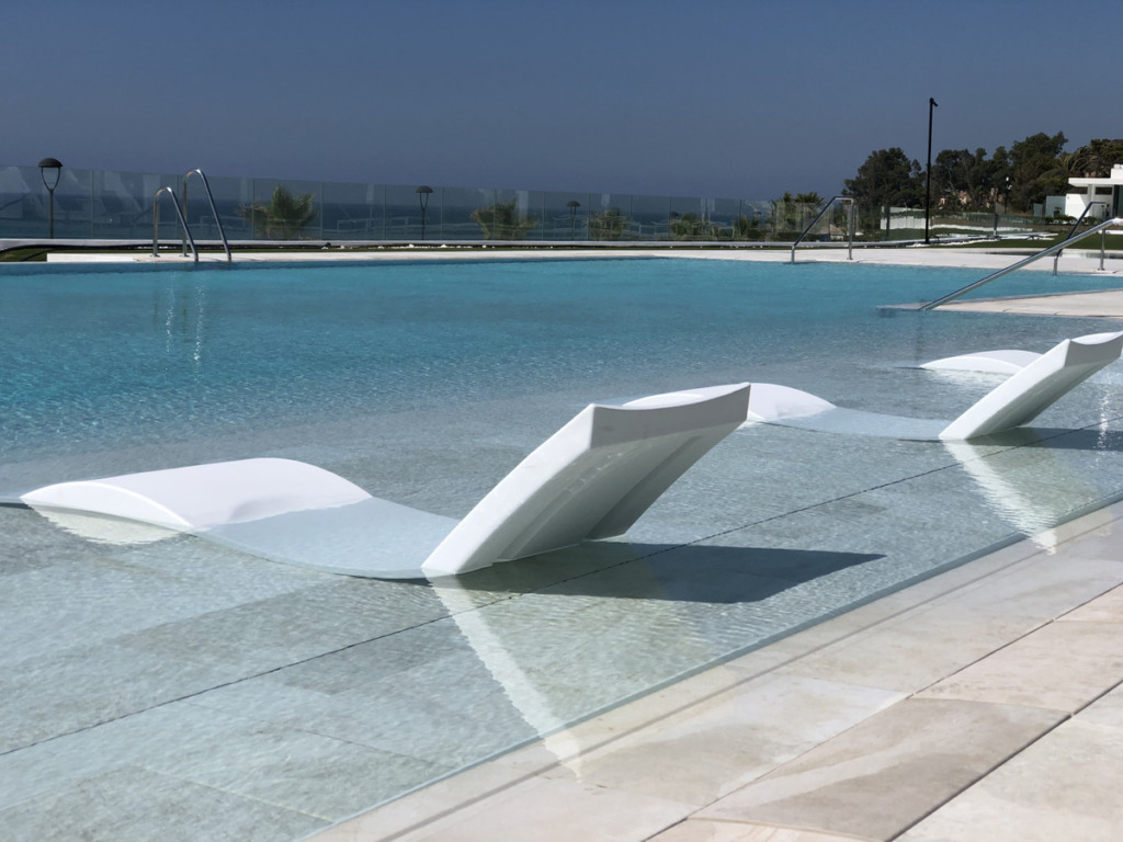Apartamento Planta Media — Estepona