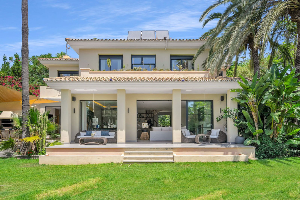 Villa – Chalet — Marbella