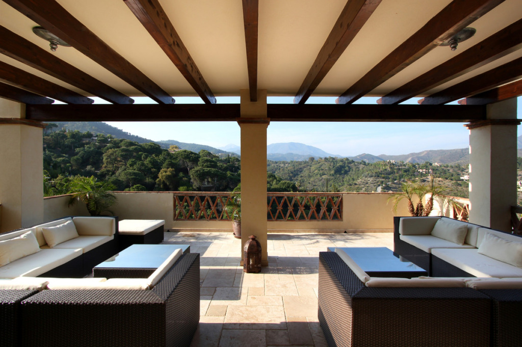 Detached Villa — El Madroñal