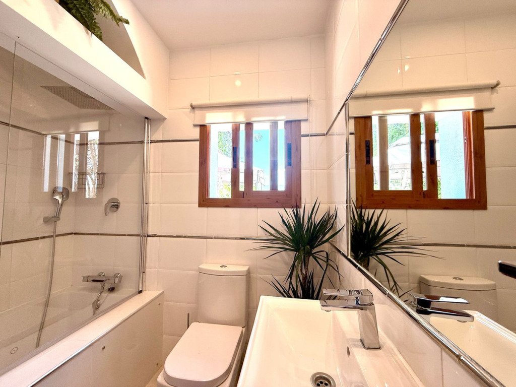 Detached Villa — Guadalmina Alta