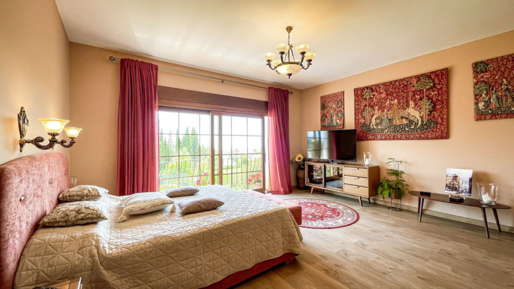 Villa – Chalet — El Rosario