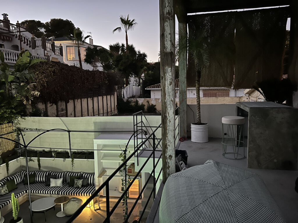 Detached Villa — Nueva Andalucía