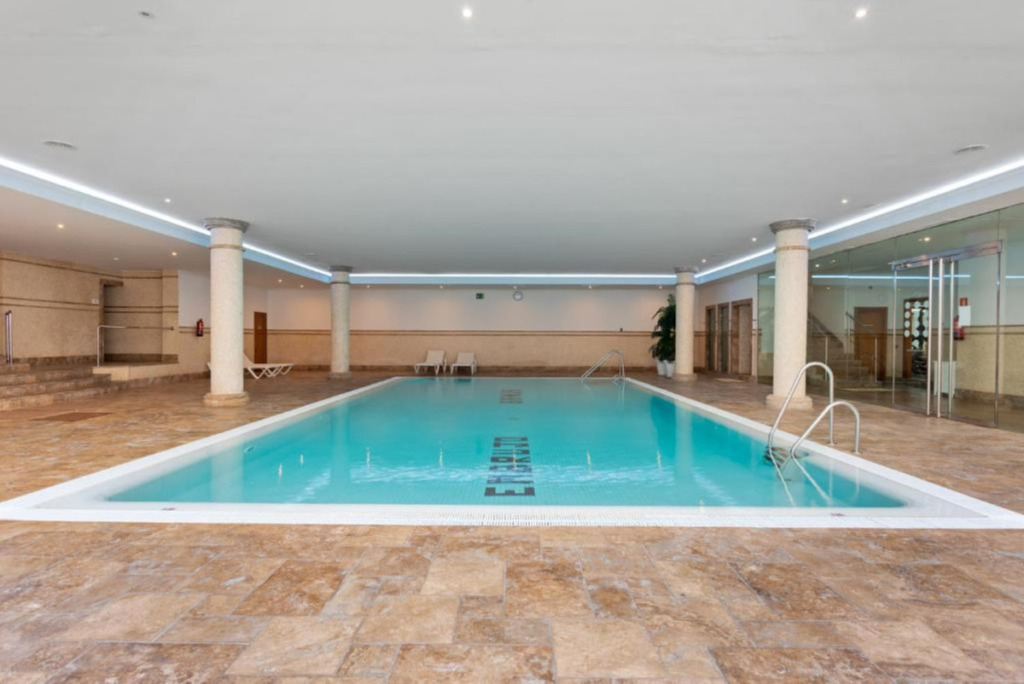 Апартамент средний этаж — Puerto Banús