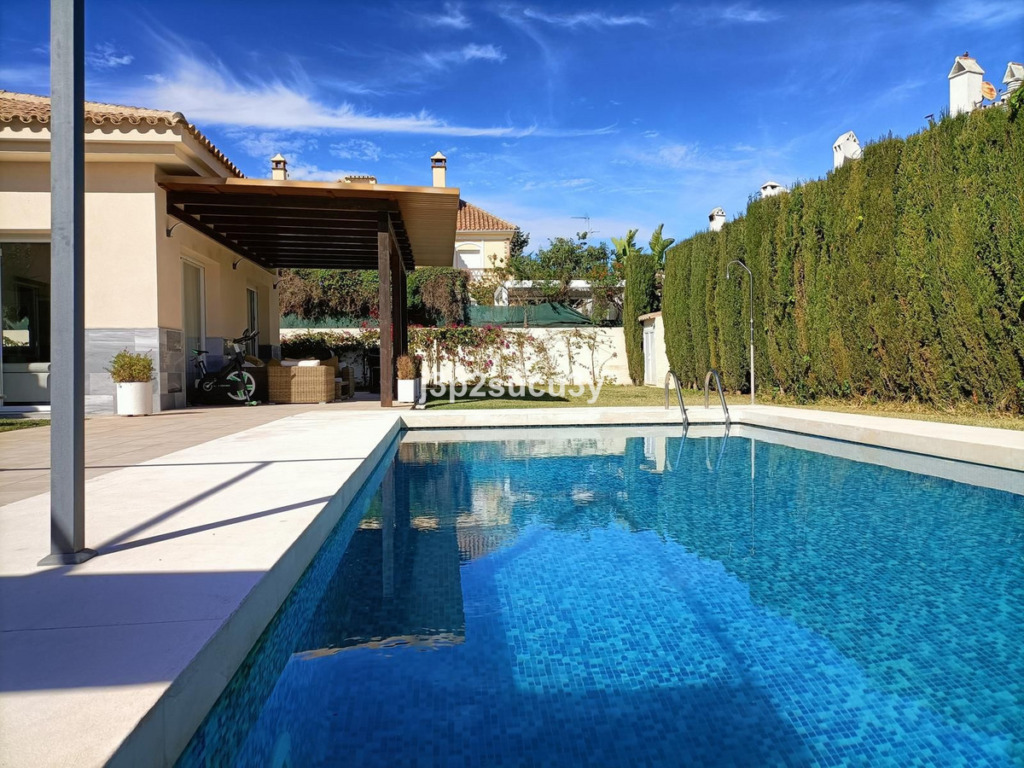 Detached Villa — Cortijo Blanco