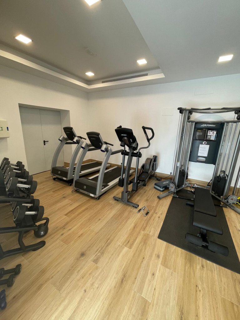 Villa – Chalet — The Golden Mile