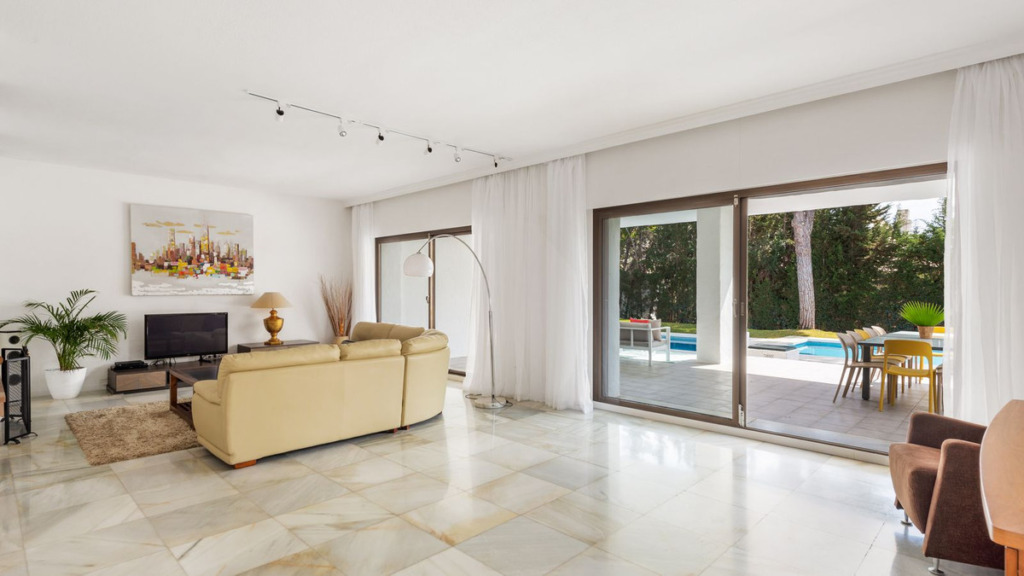 Detached Villa — Puerto Banús