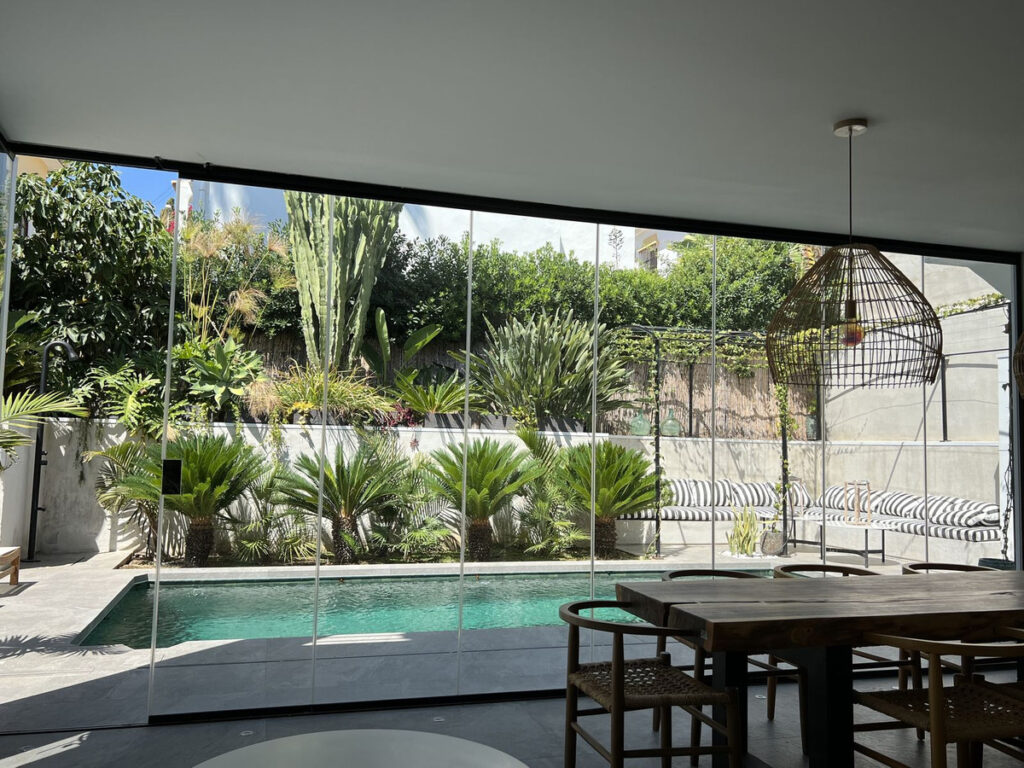 Detached Villa — Nueva Andalucía
