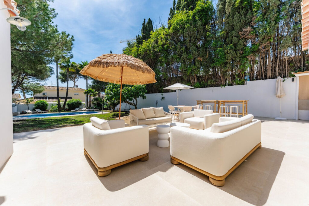 Detached Villa — Costabella
