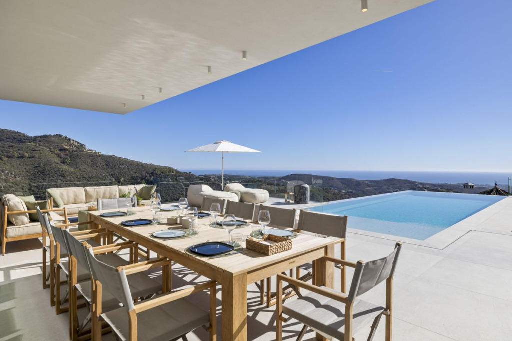 Villa – Chalet — Benahavís