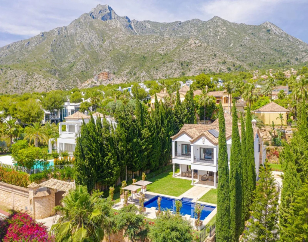 Villa – Chalet — Sierra Blanca