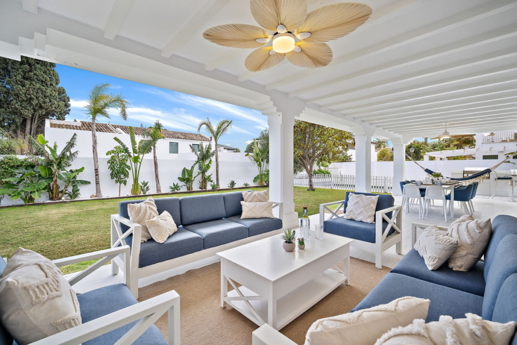 Detached Villa — Cortijo Blanco