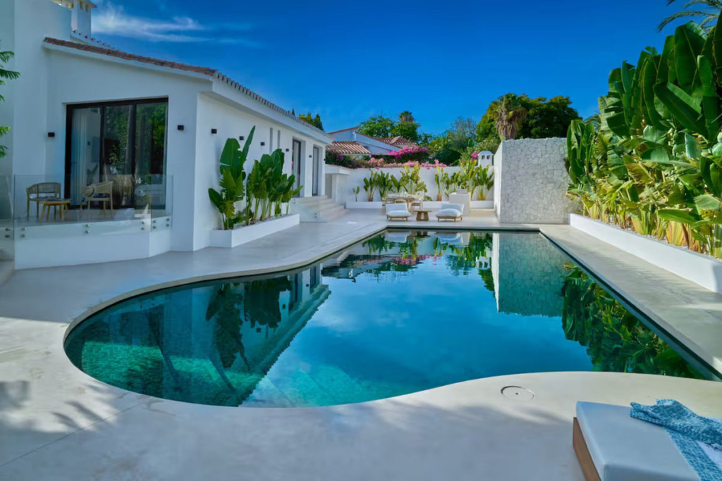 Villa – Chalet — Cortijo Blanco