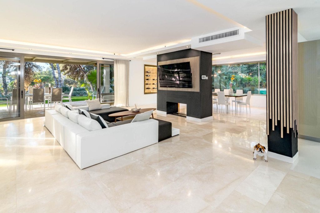 Detached Villa — Río Real