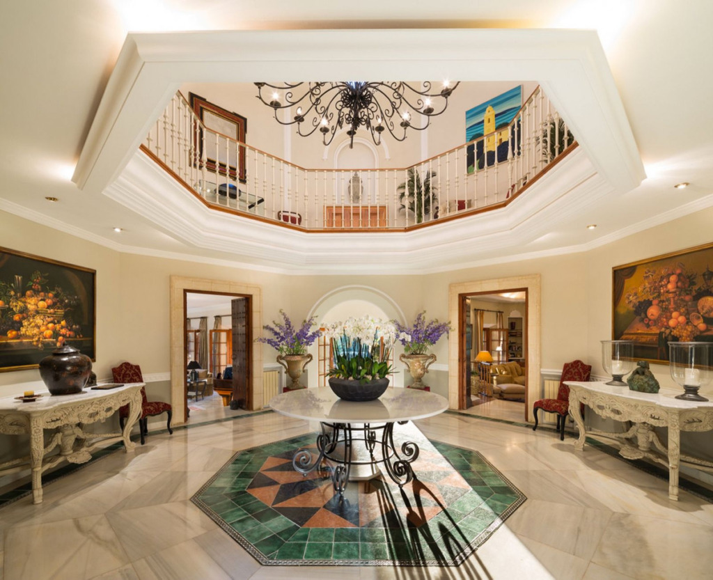 Villa – Chalet — Sierra Blanca