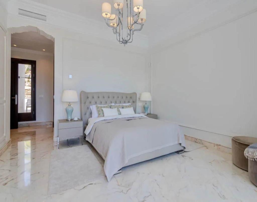 Villa – Chalet — Sierra Blanca