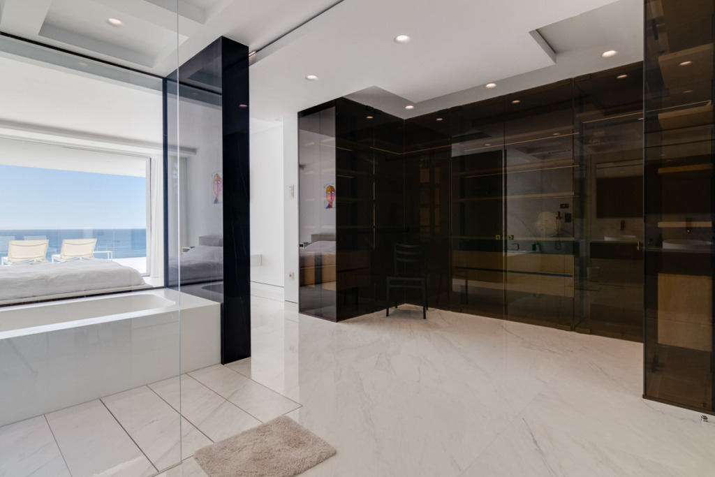 Apartamento Planta Media — Estepona