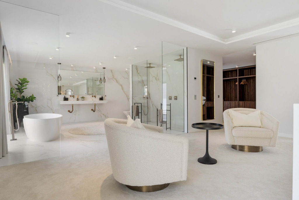 Villa – Chalet — Nueva Andalucía
