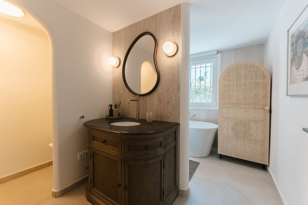 Detached Villa — Costabella