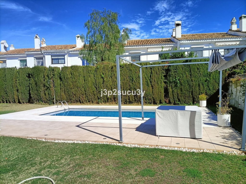 Detached Villa — Cortijo Blanco