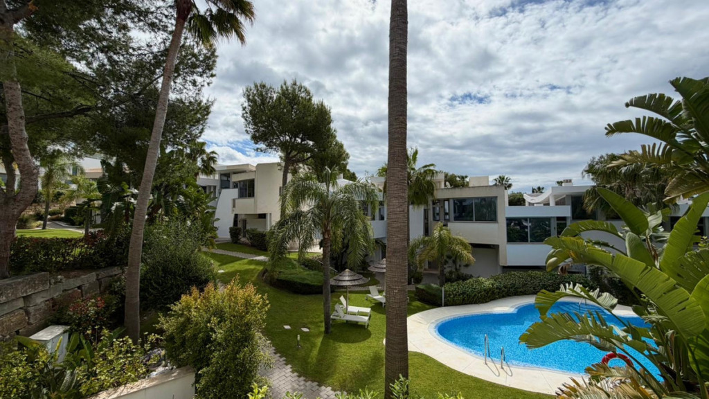 Semi-Detached House — The Golden Mile