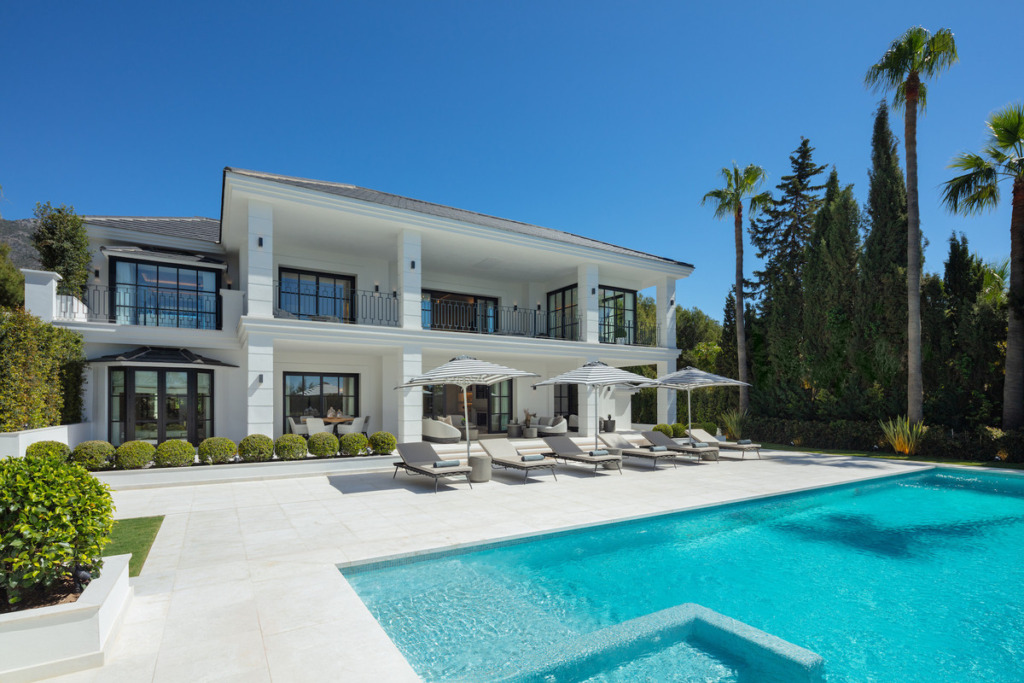Villa – Chalet — Sierra Blanca