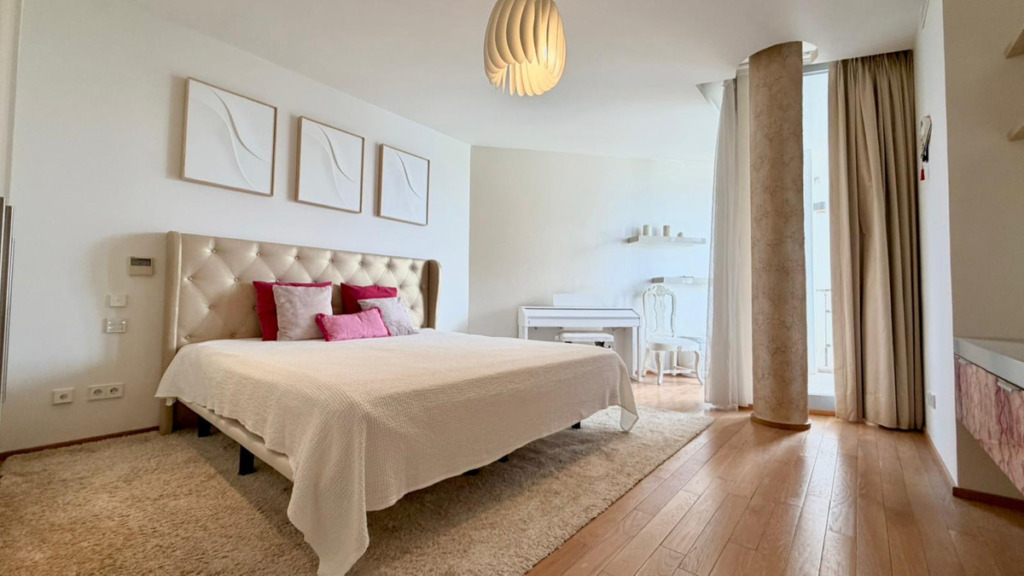 Semi-Detached House — The Golden Mile