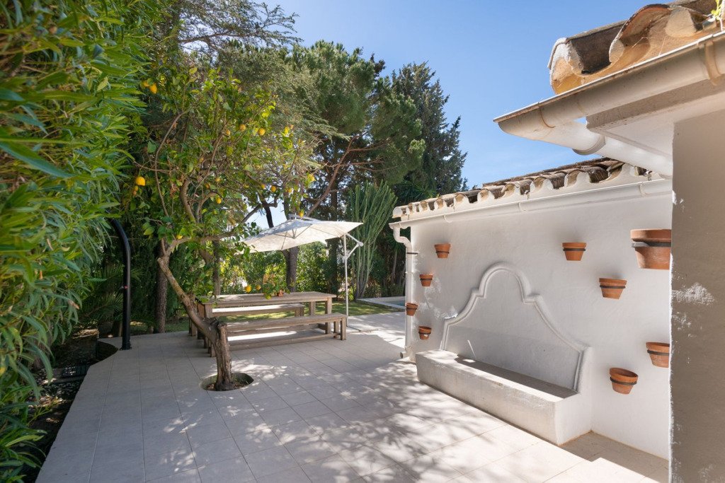 Villa – Chalet — Hacienda Las Chapas