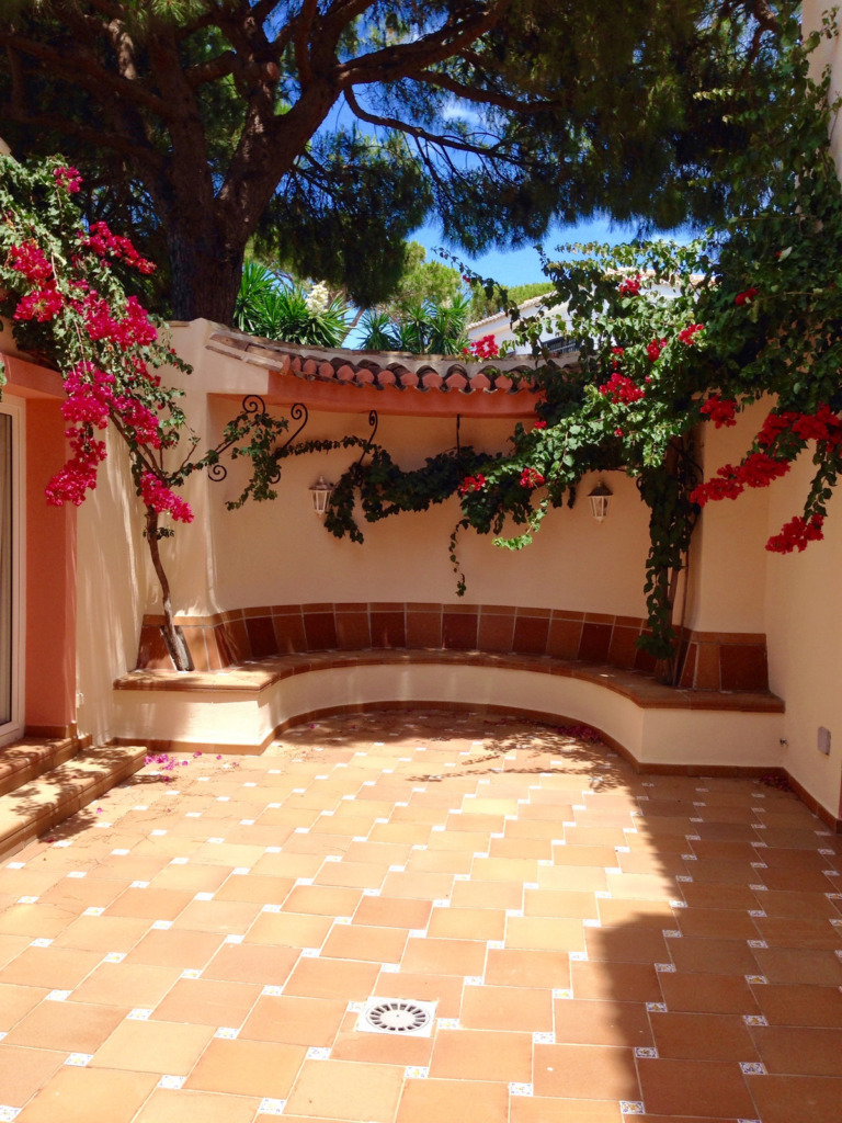 Detached Villa — Calahonda