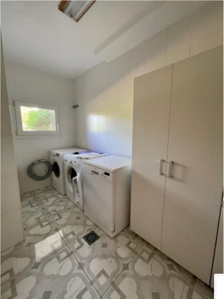 Villa – Chalet — Marbella