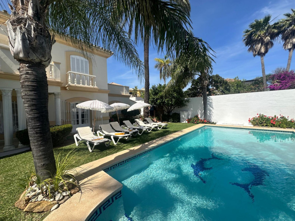 Вилла/Шале — Marbella