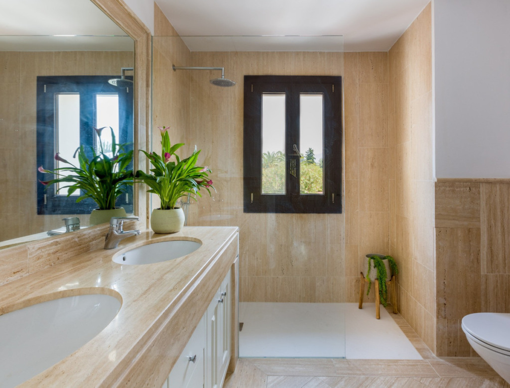 Detached Villa — Guadalmina Baja