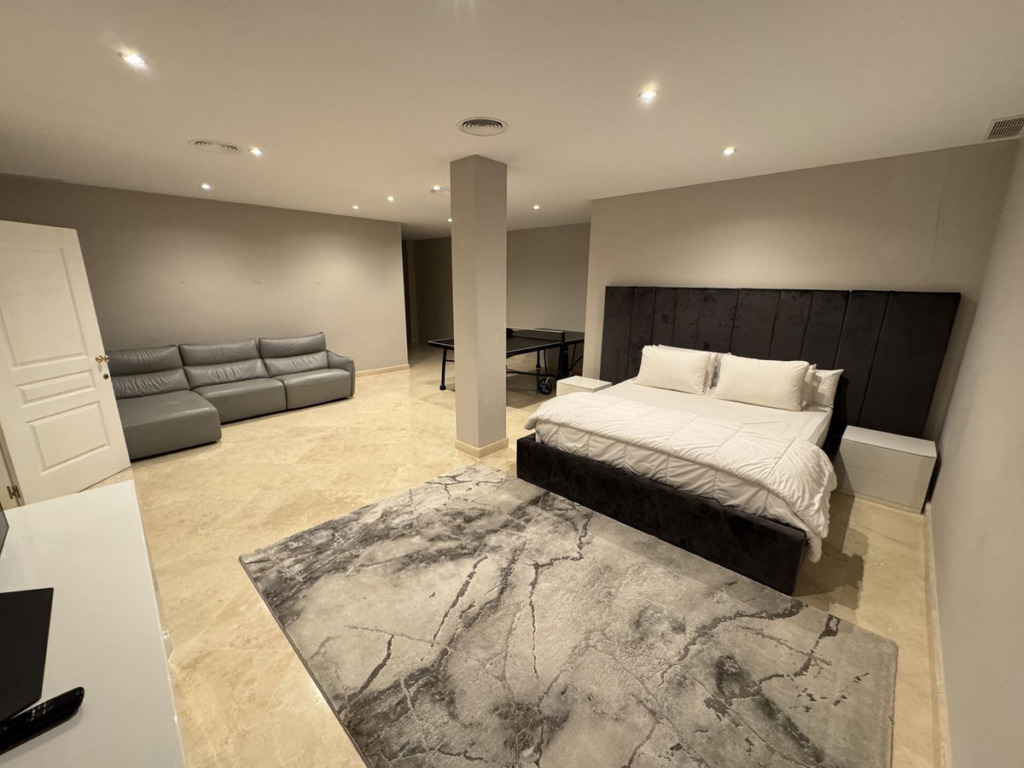 Detached Villa — El Paraiso