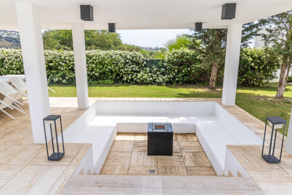 Villa – Chalet — Benahavís